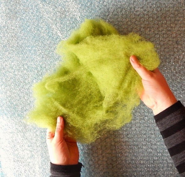 Wool Roving vs. Wool Batting – Fiona Duthie