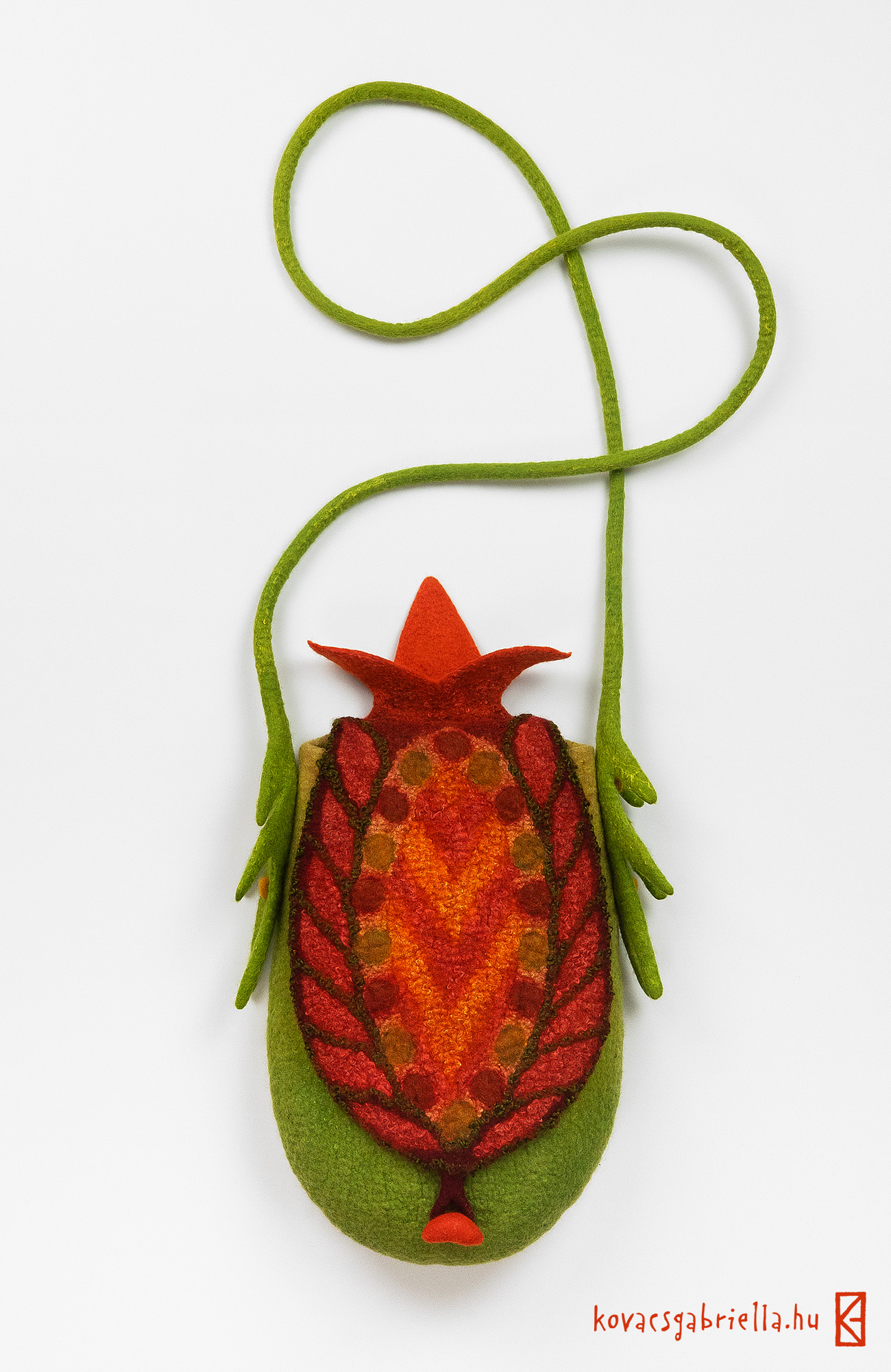 KG_POMEGRANATE-Crossbody-Bag_2a.webp